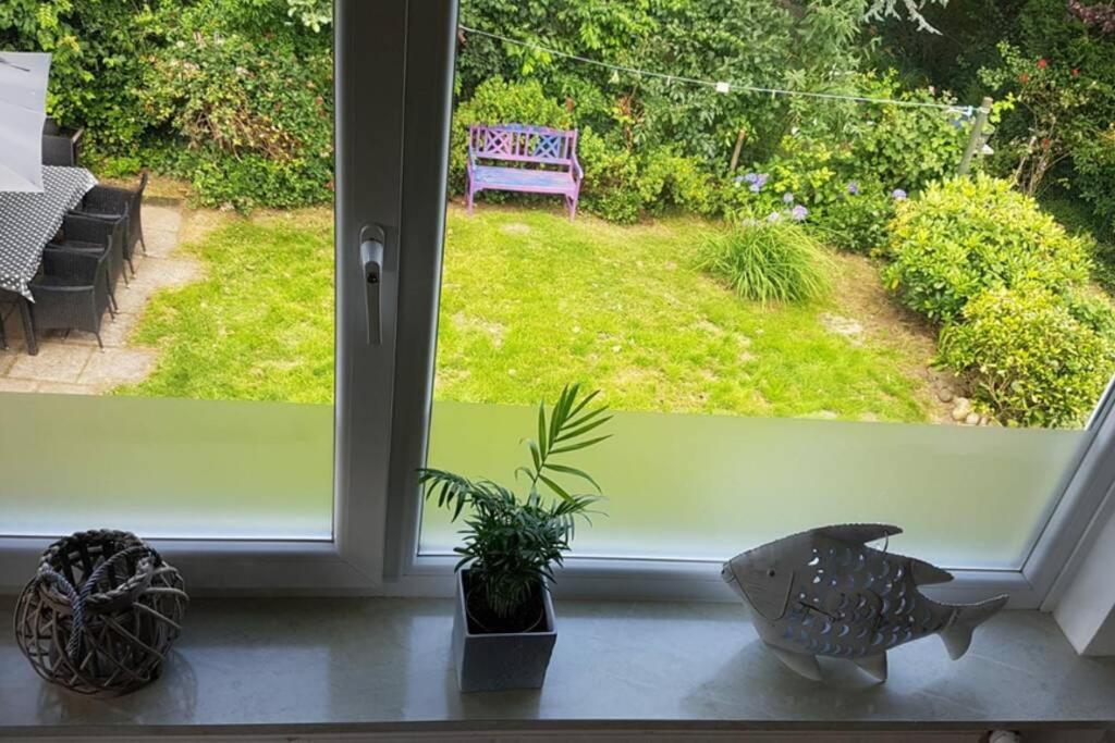 Gemuetliche Haushaelfte Mit Garten Und Terrasse フレンスブルク エクステリア 写真