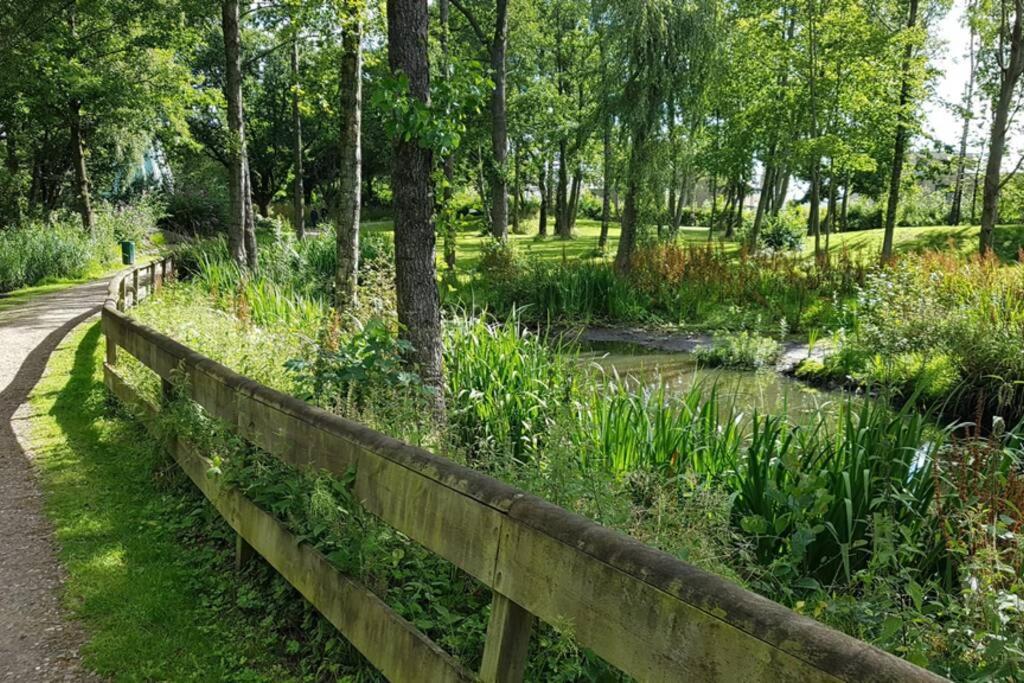 Gemuetliche Haushaelfte Mit Garten Und Terrasse フレンスブルク エクステリア 写真
